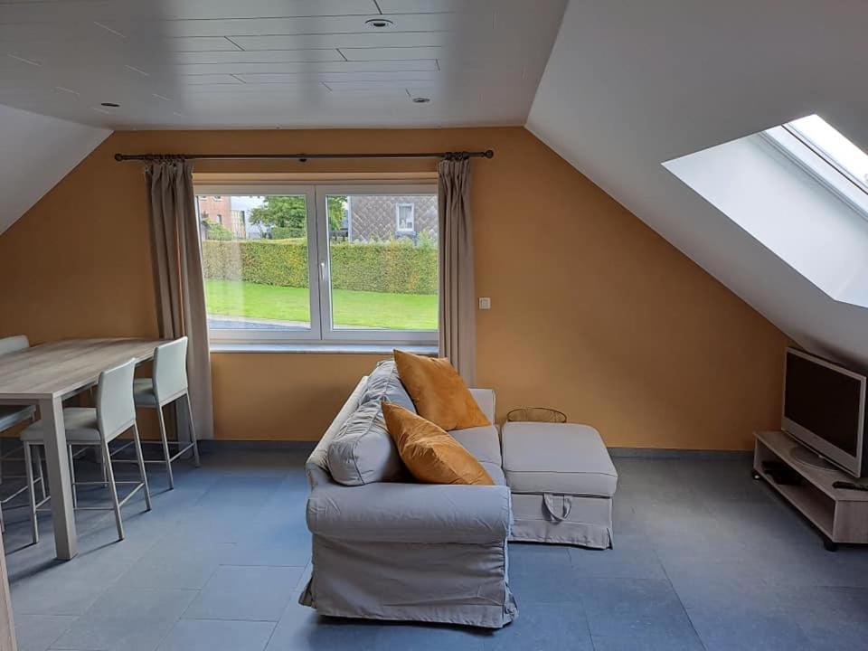 L'Etable D'Evelyne Hotel Bastogne Exterior photo