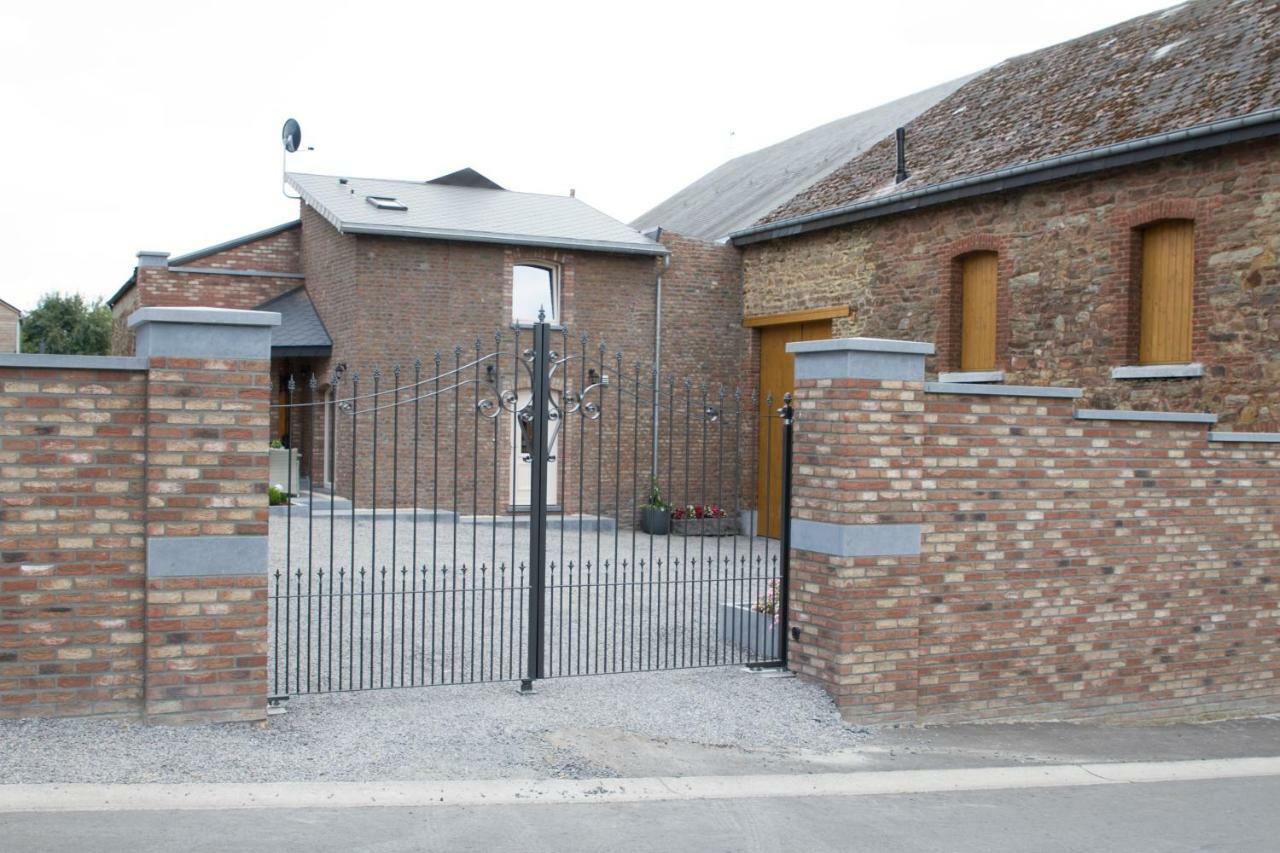 L'Etable D'Evelyne Hotel Bastogne Exterior photo